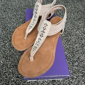Steve Madden Cream and Brown Sandals